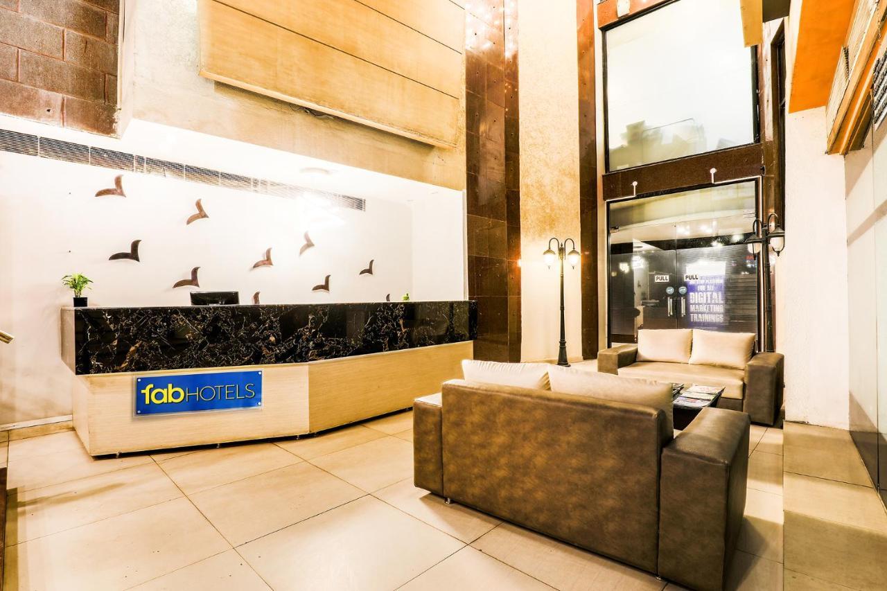 Fabhotel Conclave Boutique New Delhi Exterior photo